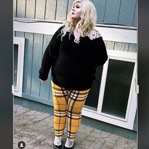 Plus Size Yellow Plaid Leggings Nwot 